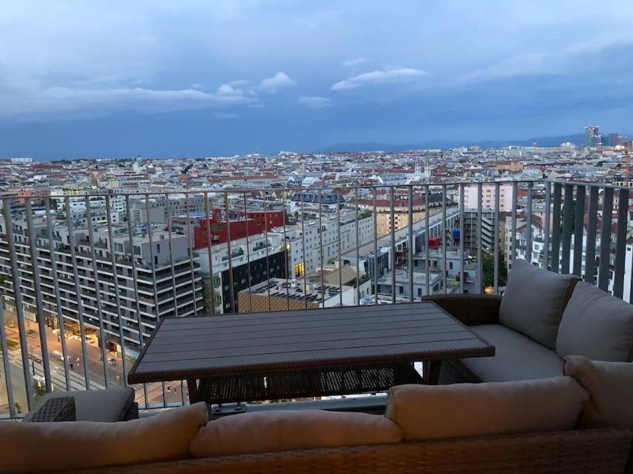 شقة Stunning View Over Vienna In City Center المظهر الخارجي الصورة