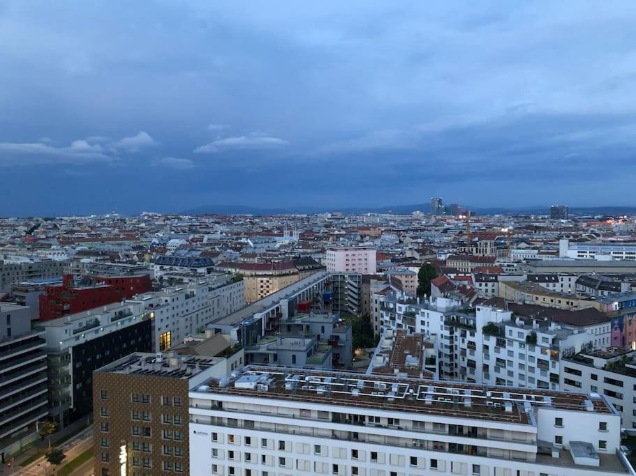 شقة Stunning View Over Vienna In City Center المظهر الخارجي الصورة